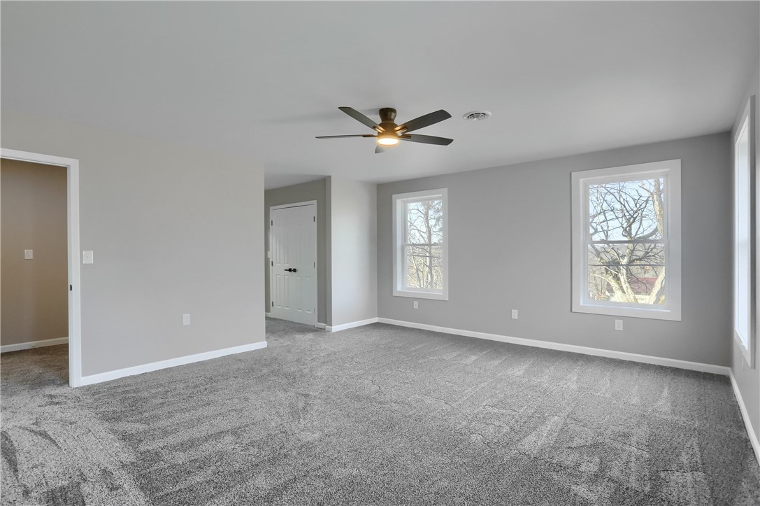 438 Evergreen Ave