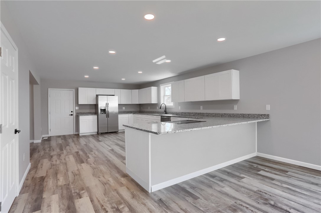 438 Evergreen Ave