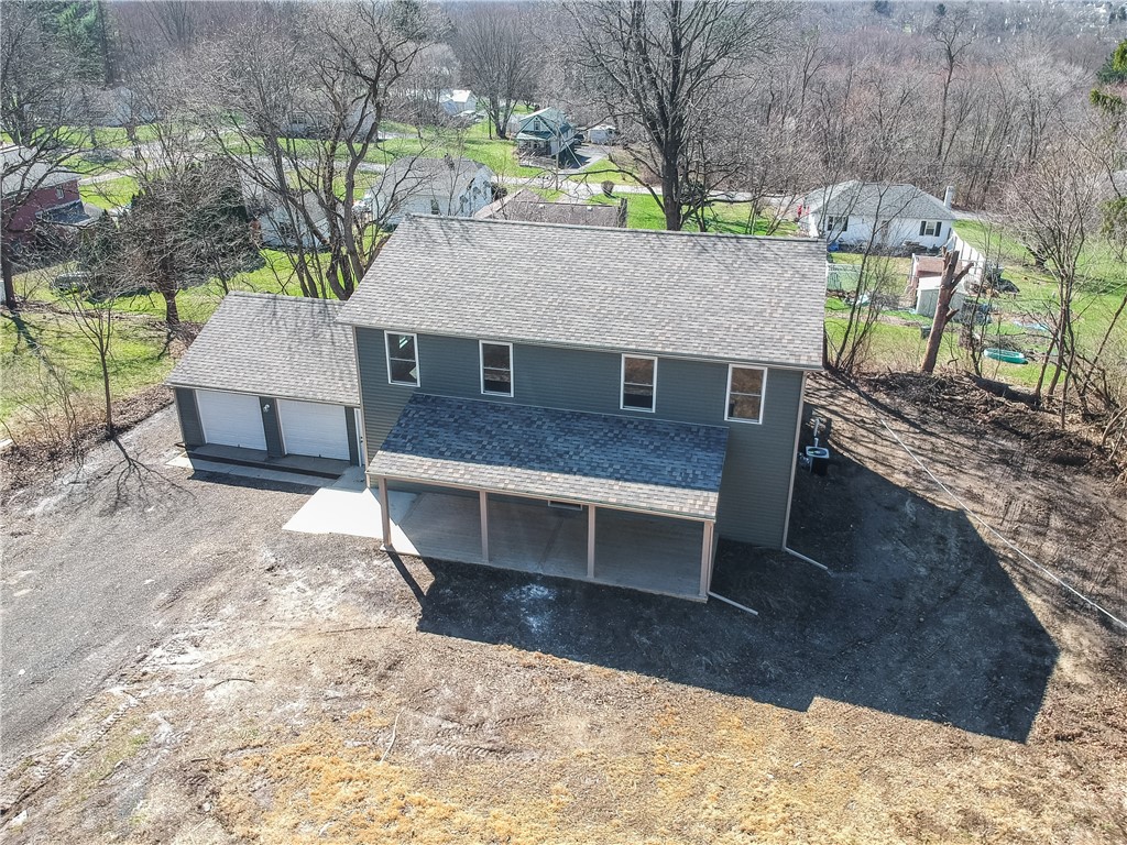 438 Evergreen Ave
