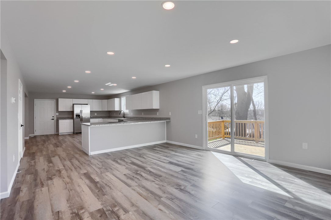 438 Evergreen Ave