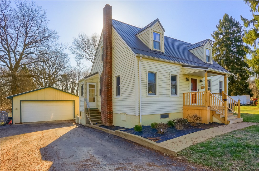 230 Cecil Ave