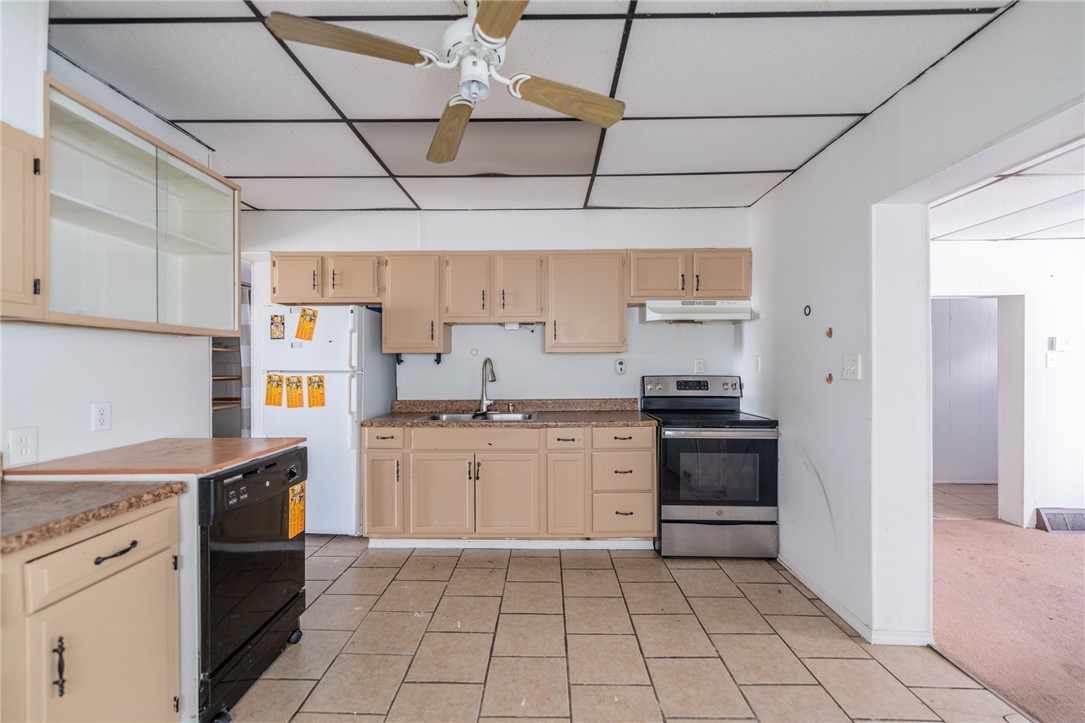 233 Smith Way