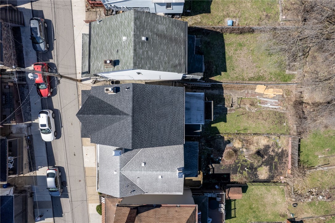 233 Smith Way