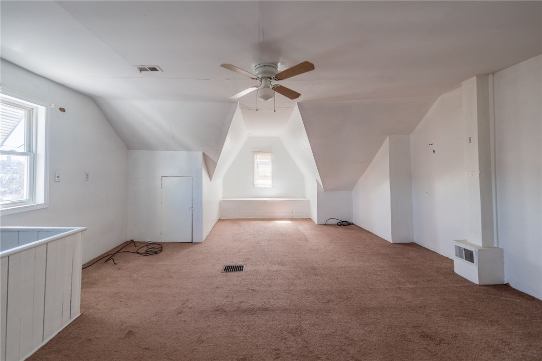 233 Smith Way