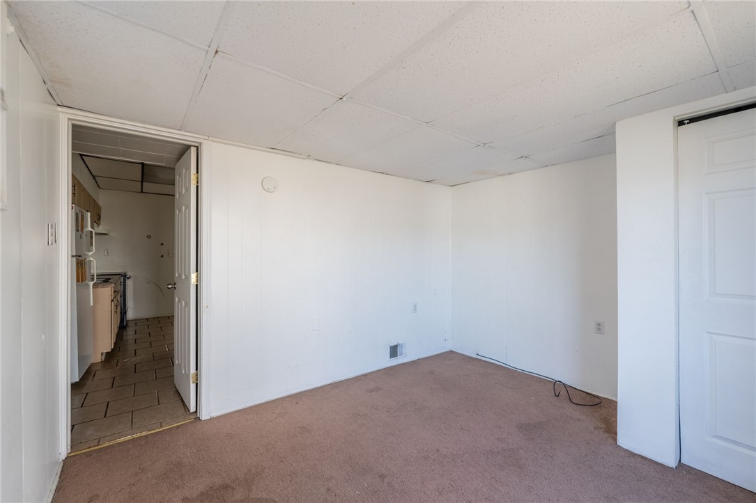 233 Smith Way