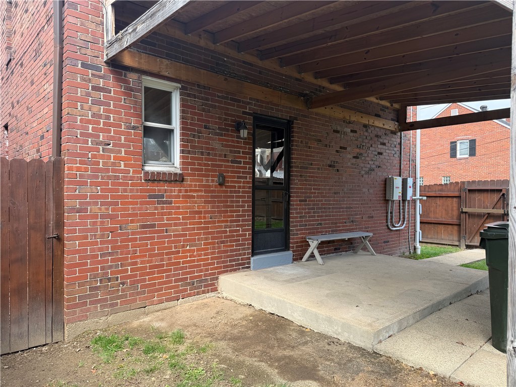 744 Allegheny River Blvd