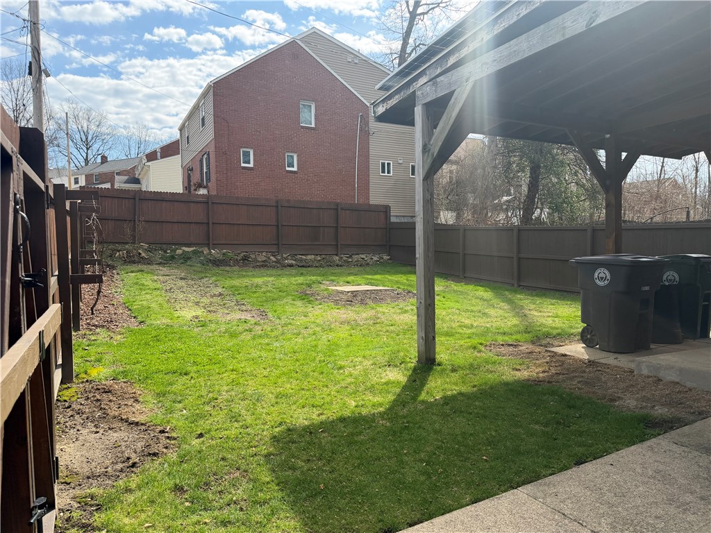 744 Allegheny River Blvd