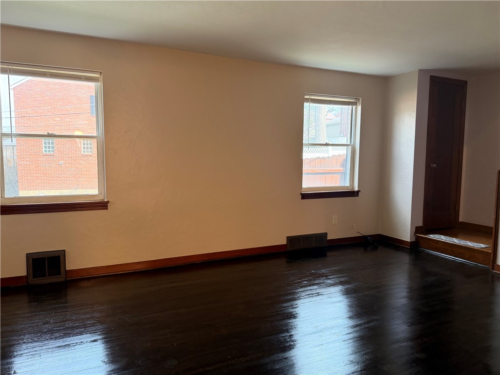 744 Allegheny River Blvd