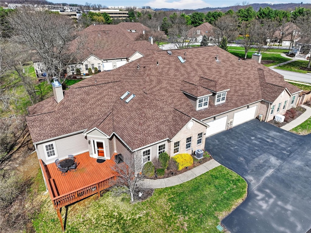 707 Wilshire Cir