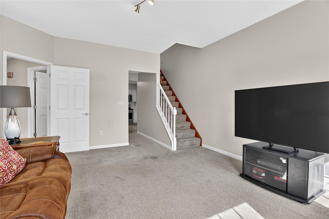 707 Wilshire Cir
