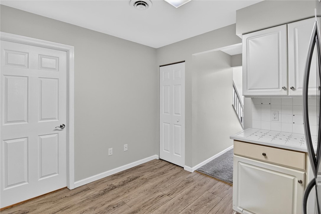 707 Wilshire Cir