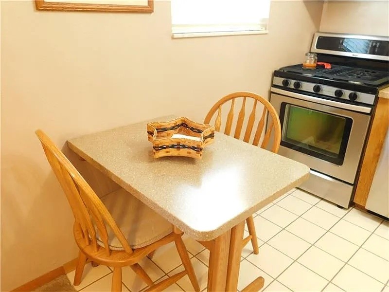 148 Courtney Dr