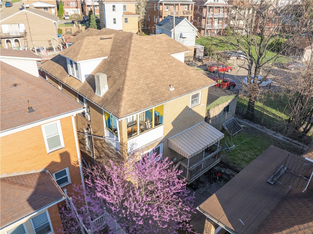 881 Lenz Ave