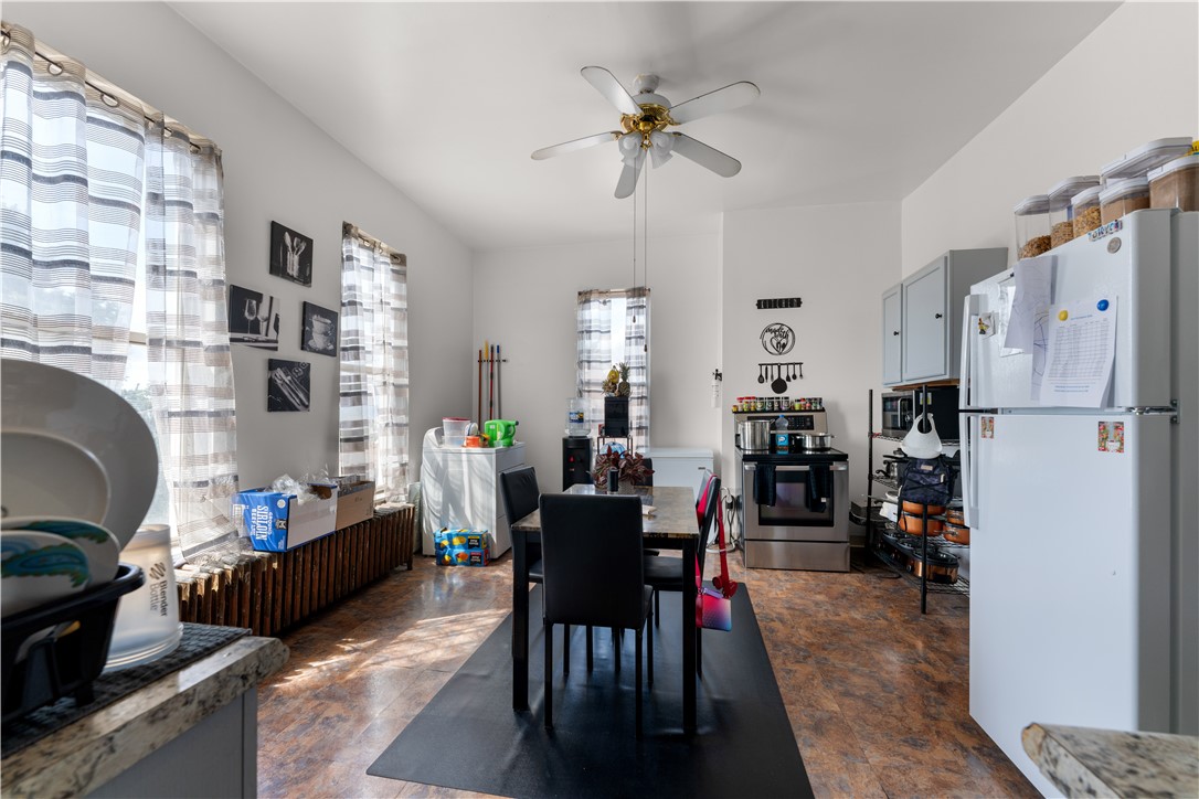 825 North Ave