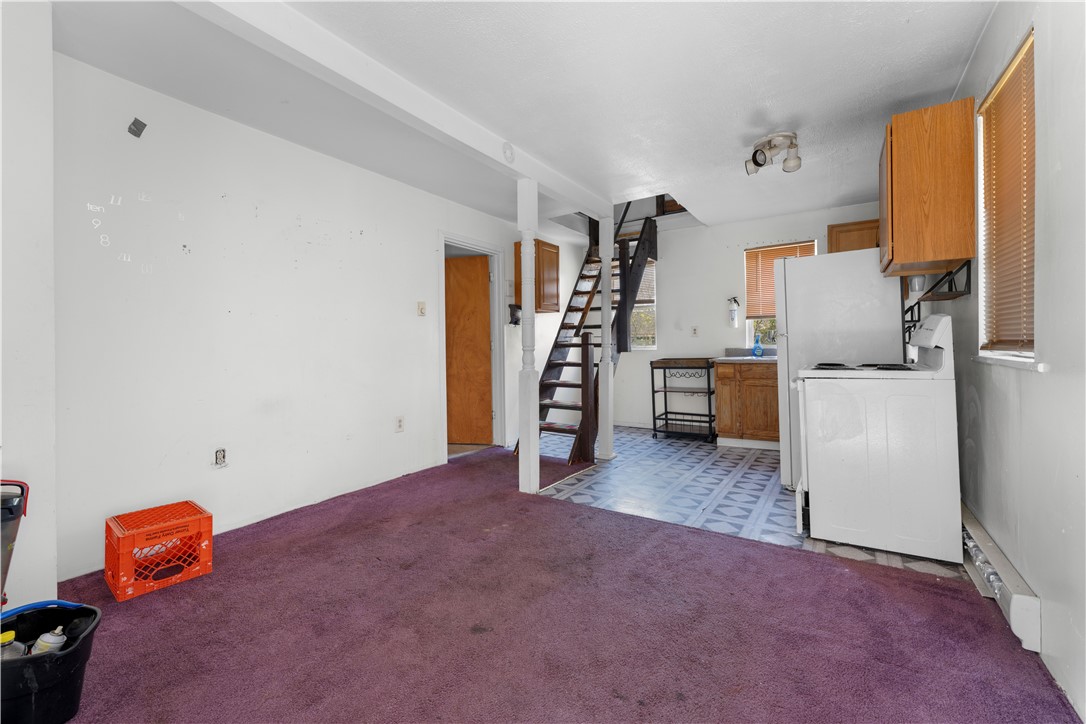 825 North Ave