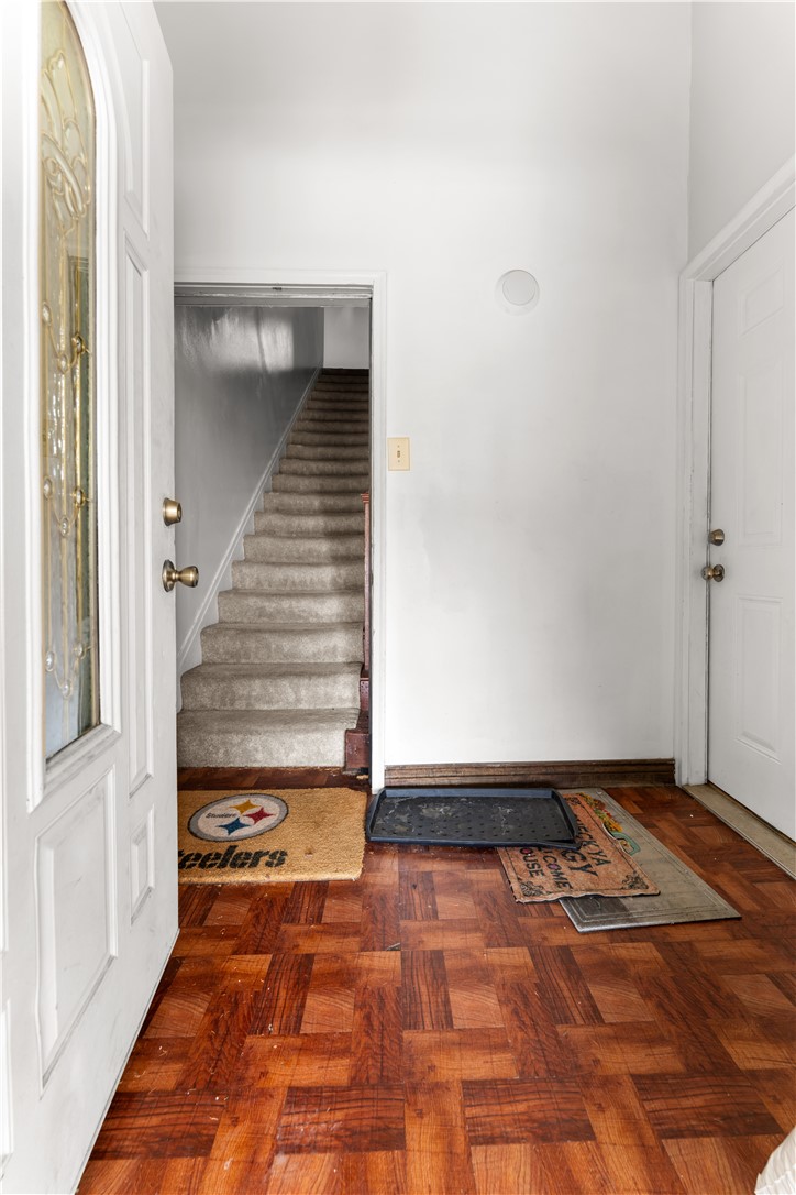 825 North Ave