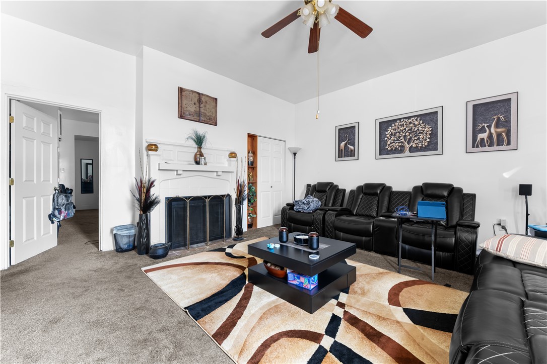 825 North Ave