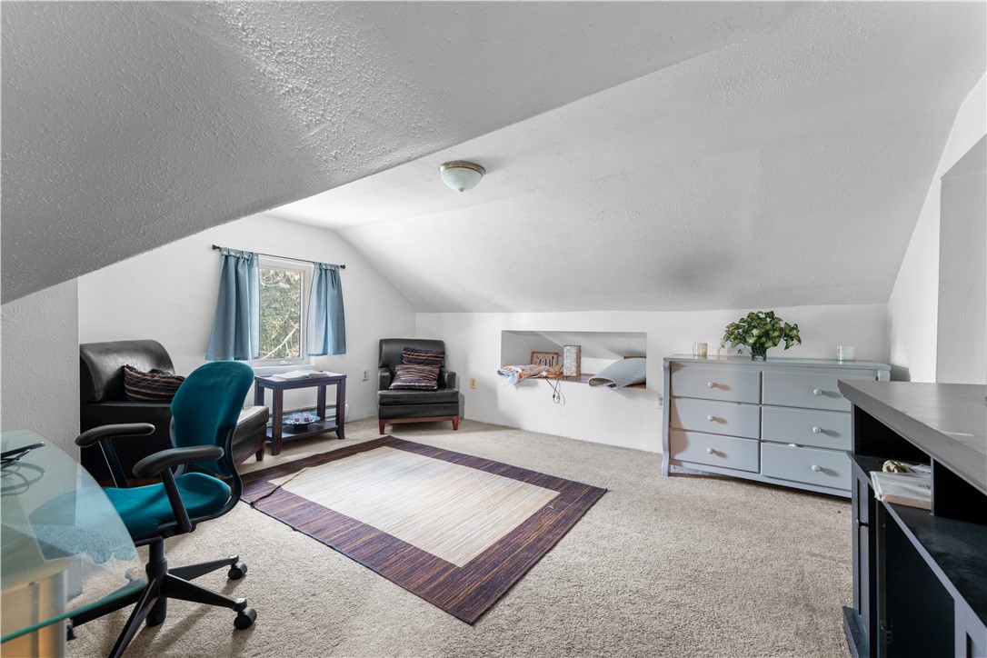 825 North Ave