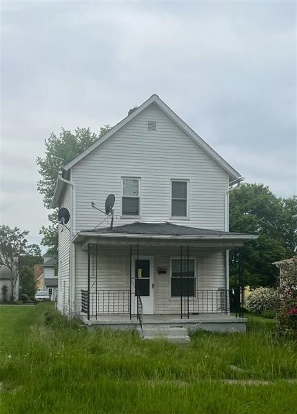 810 Spruce Ave
