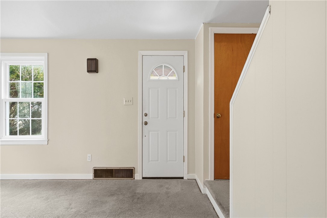 648 Elm Dr