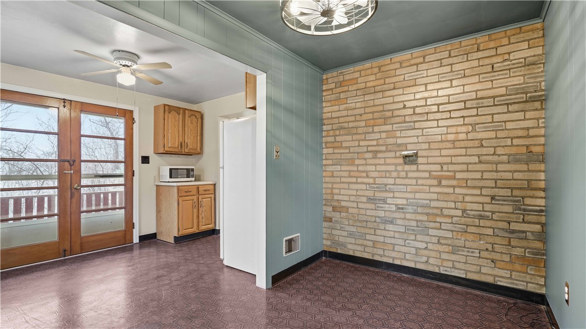 648 Elm Dr