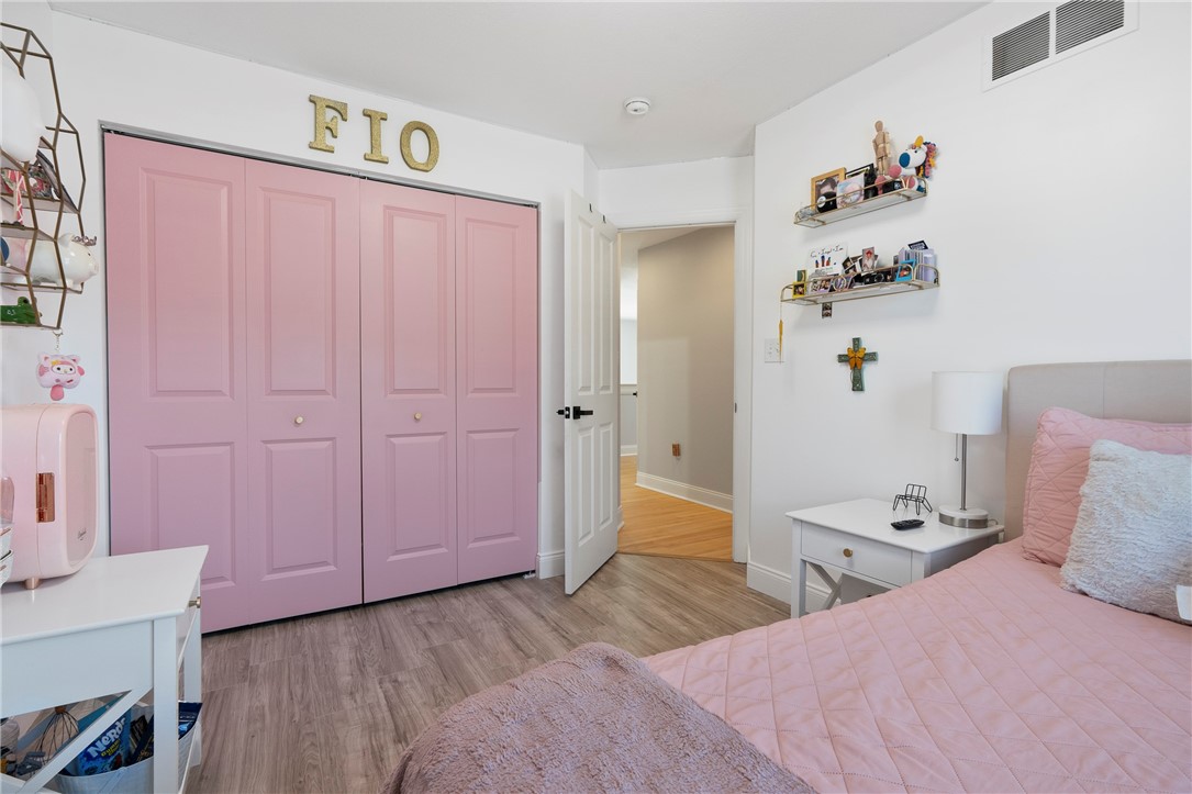 360 Cherokee Dr