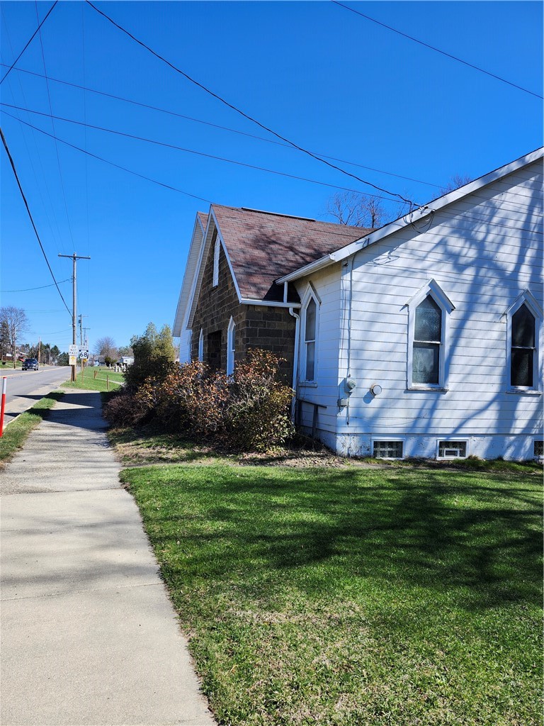 946 Main St