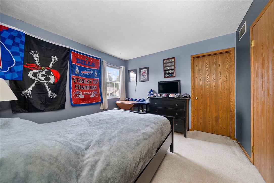 58 Monmouth Dr