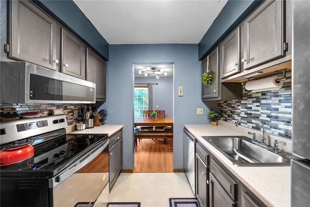 58 Monmouth Dr