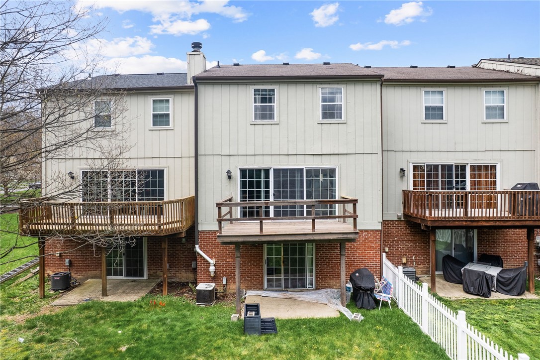 58 Monmouth Dr