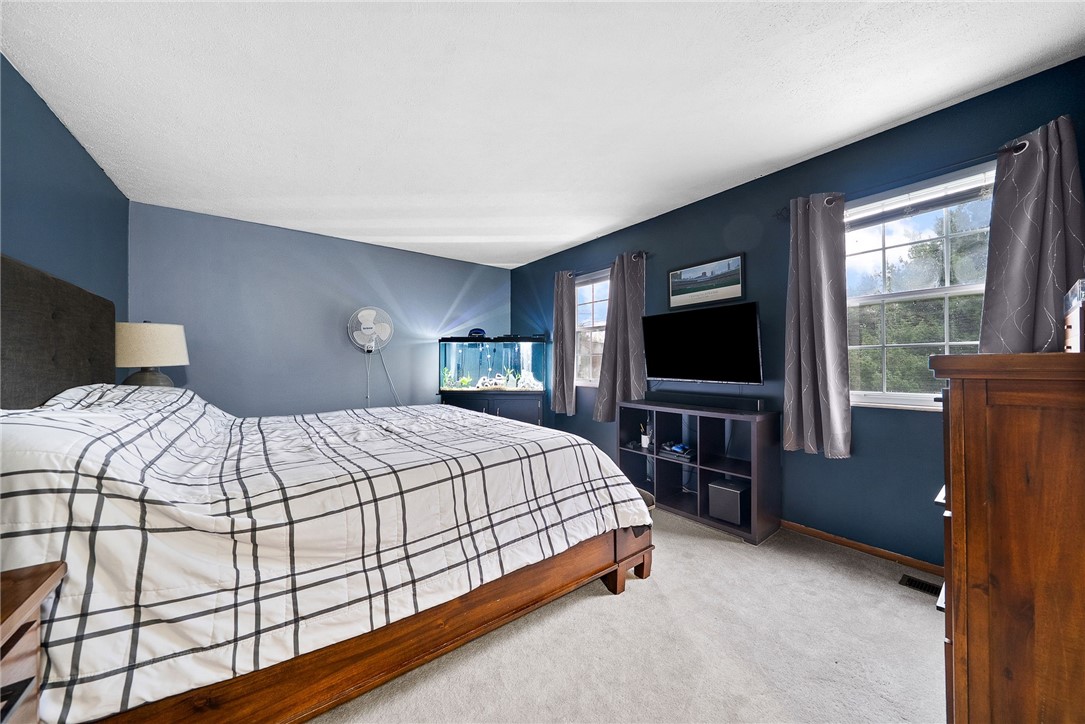 58 Monmouth Dr