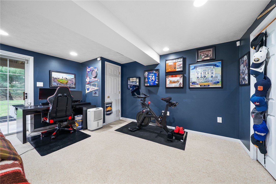 58 Monmouth Dr