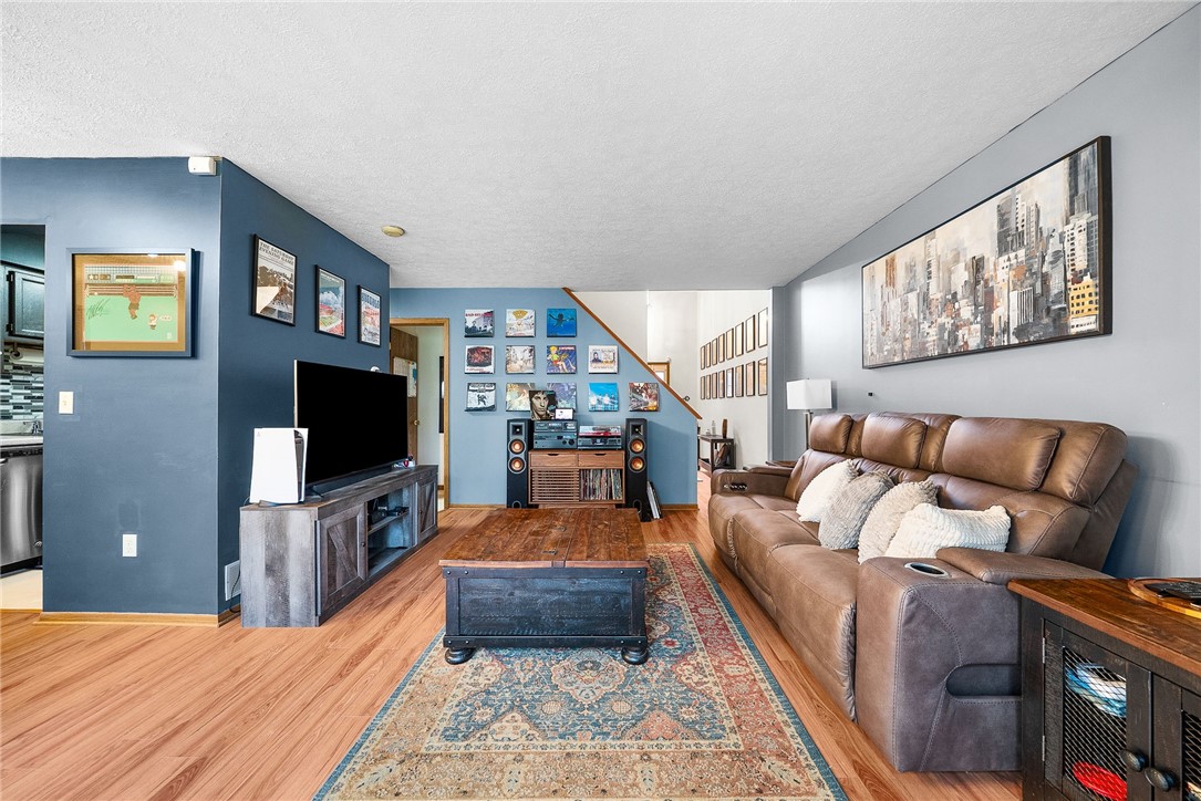 58 Monmouth Dr