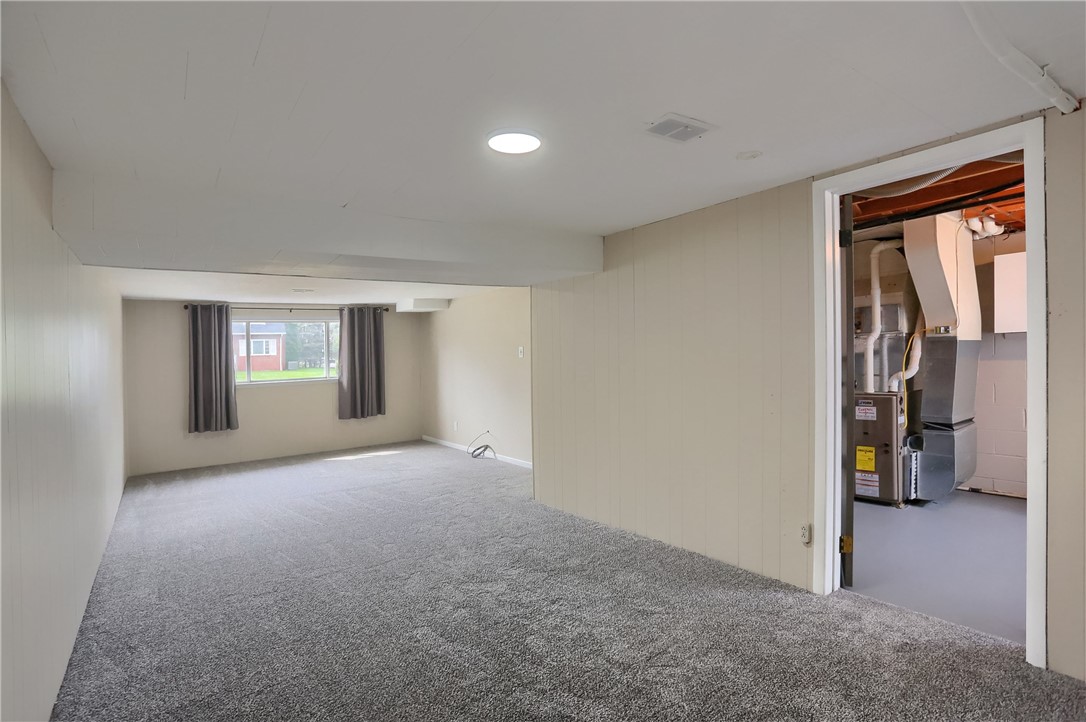 201 E Hazelcroft Ave