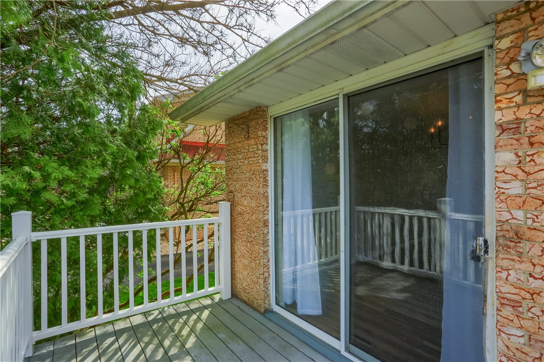 201 E Hazelcroft Ave