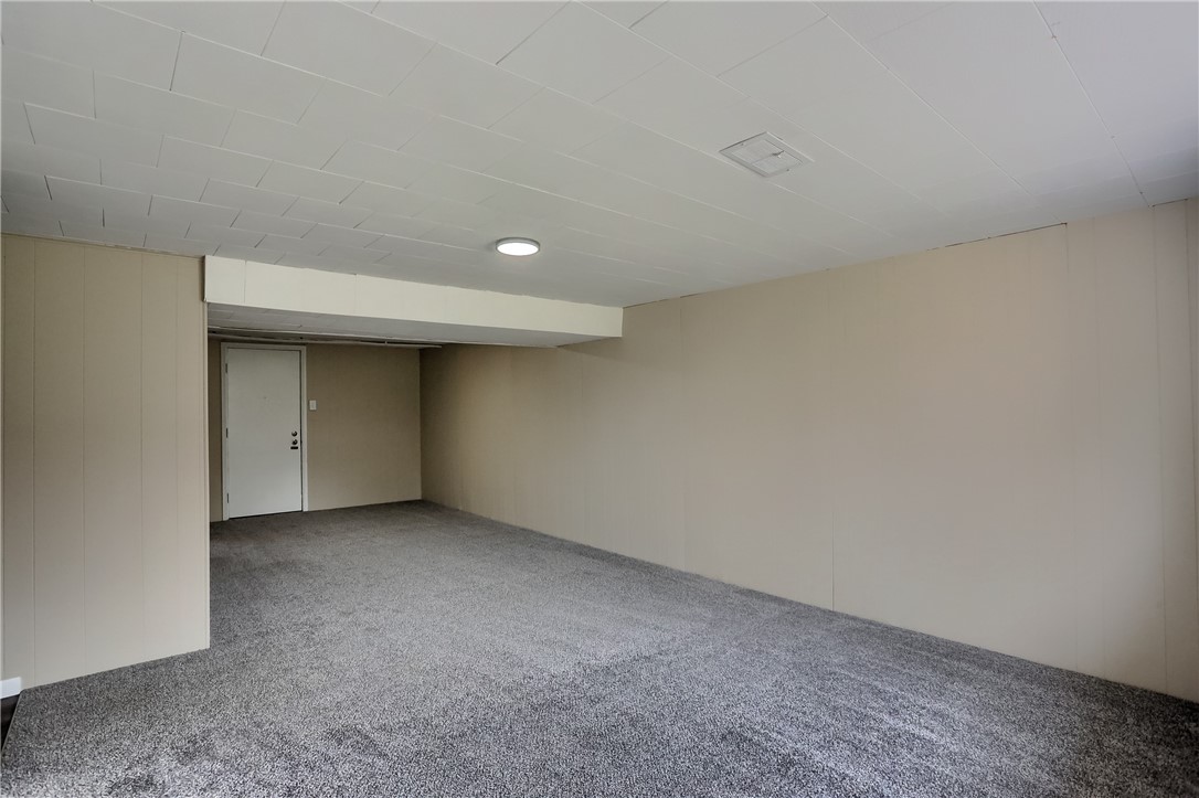 201 E Hazelcroft Ave