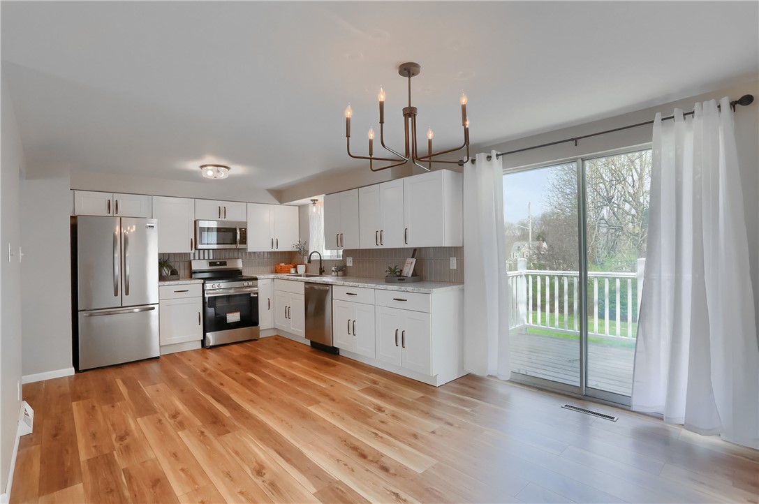 201 E Hazelcroft Ave