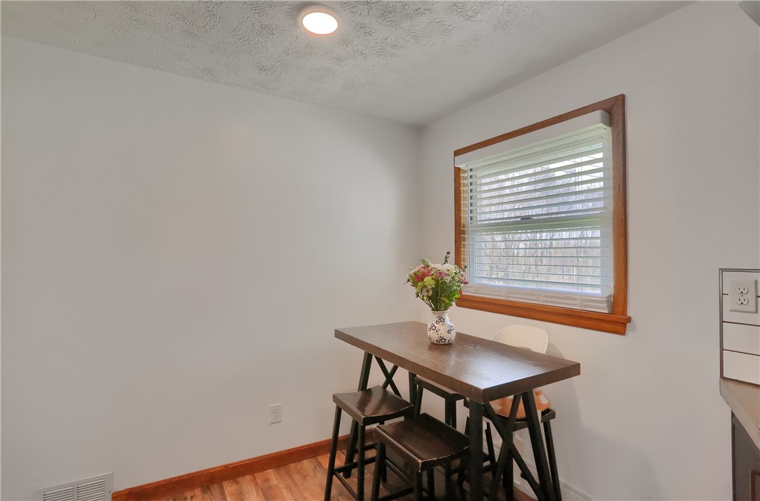 137 Lapin Ln