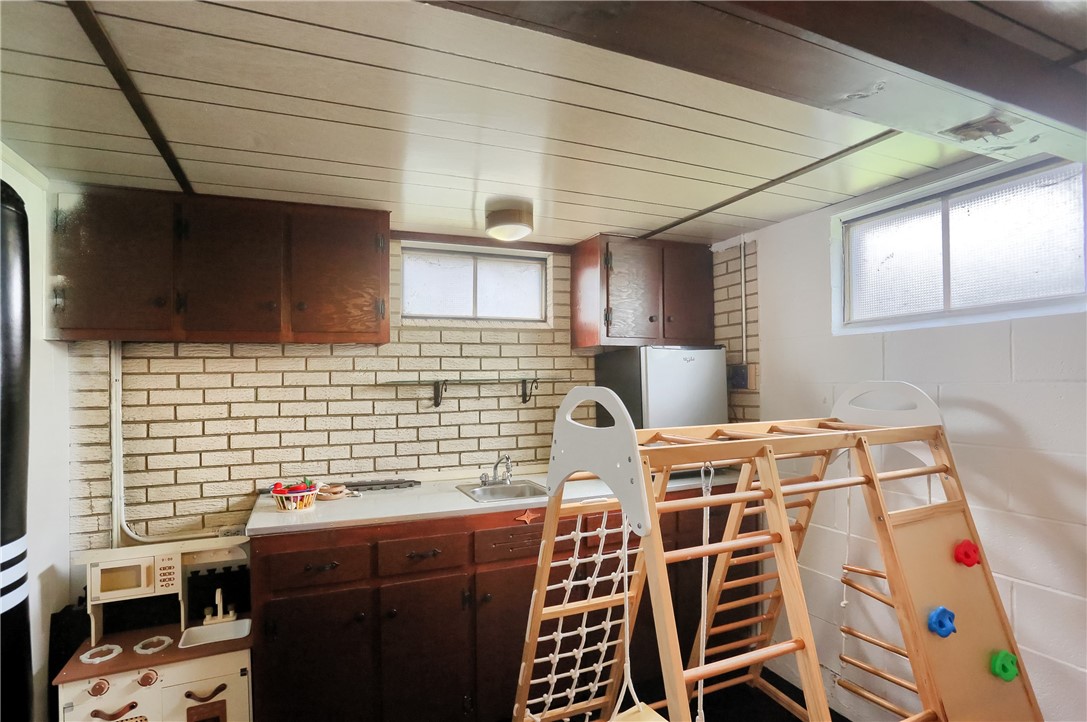 137 Lapin Ln