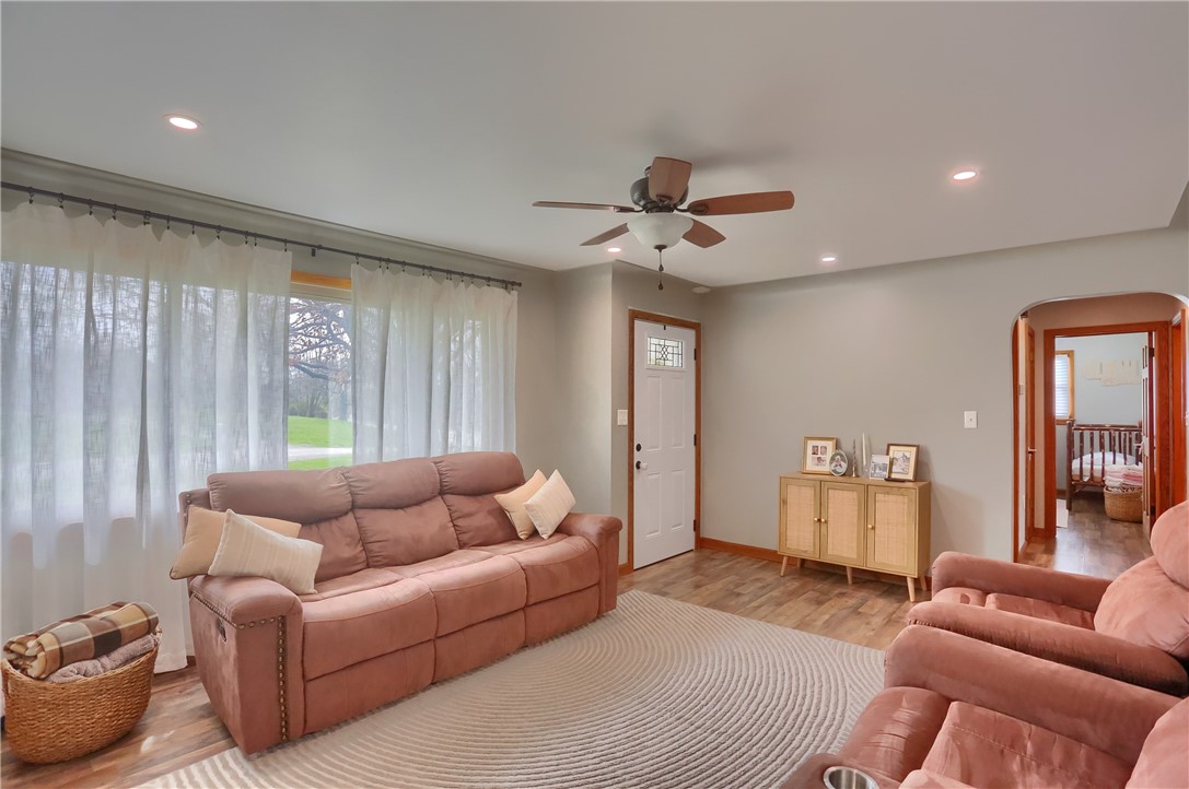 137 Lapin Ln