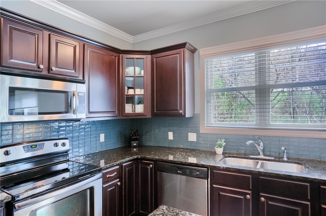 127 Shenot Rd