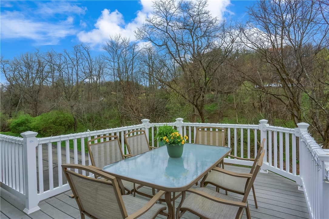 127 Shenot Rd