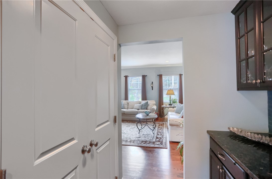 127 Shenot Rd