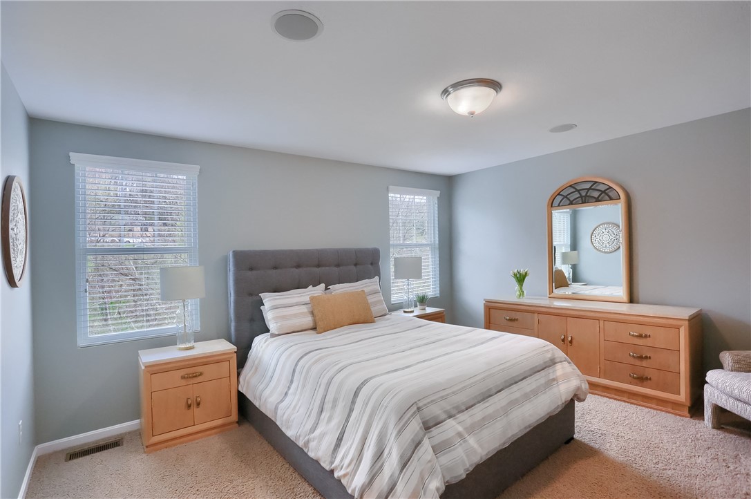 127 Shenot Rd