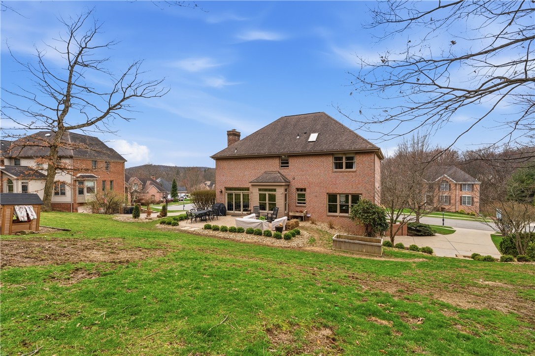 128 Oakview Drive