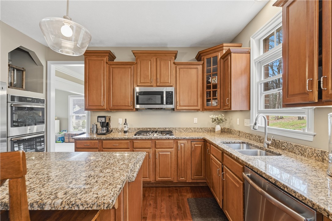 128 Oakview Drive