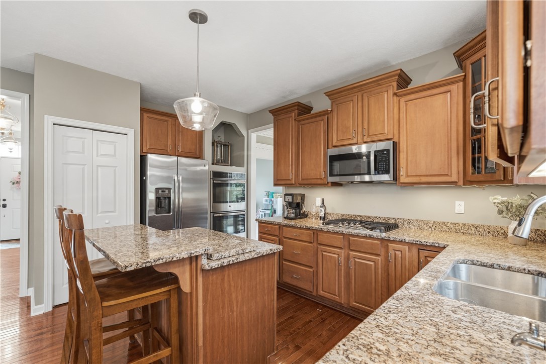 128 Oakview Drive