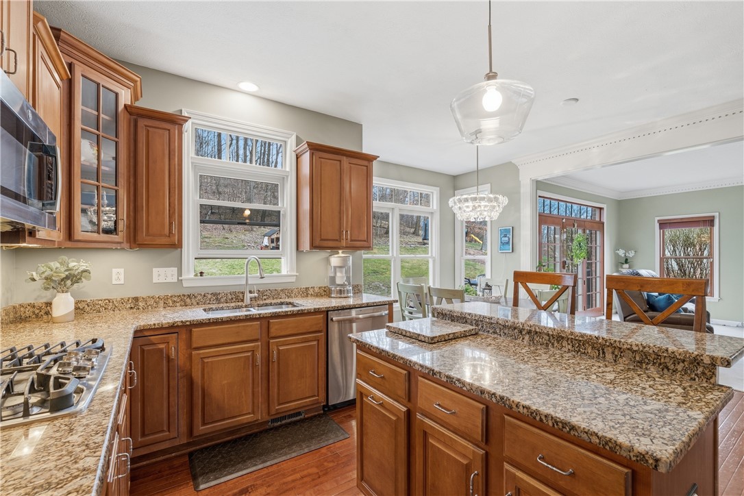 128 Oakview Drive