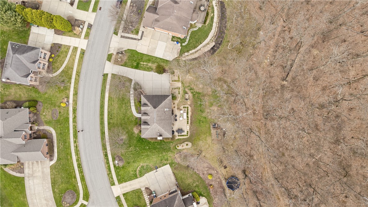 128 Oakview Drive