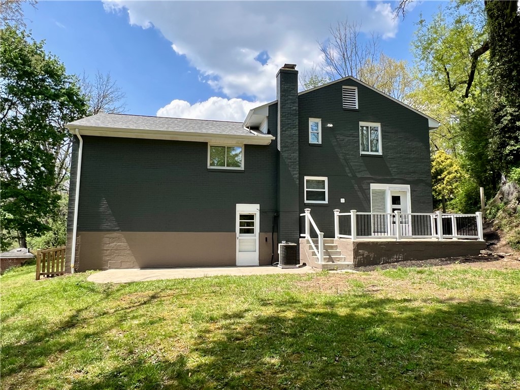 343 Inglewood Dr.